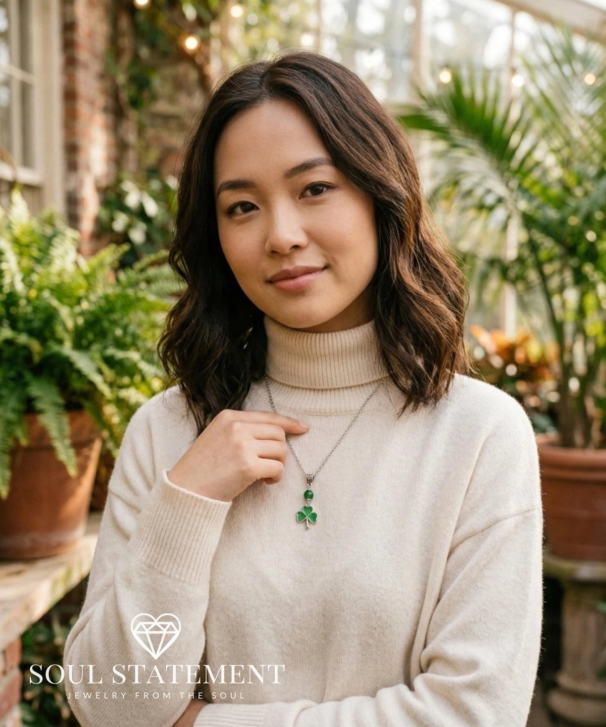 Soul Statement Green Shamrock Necklace for St Patricks Day (One Size)