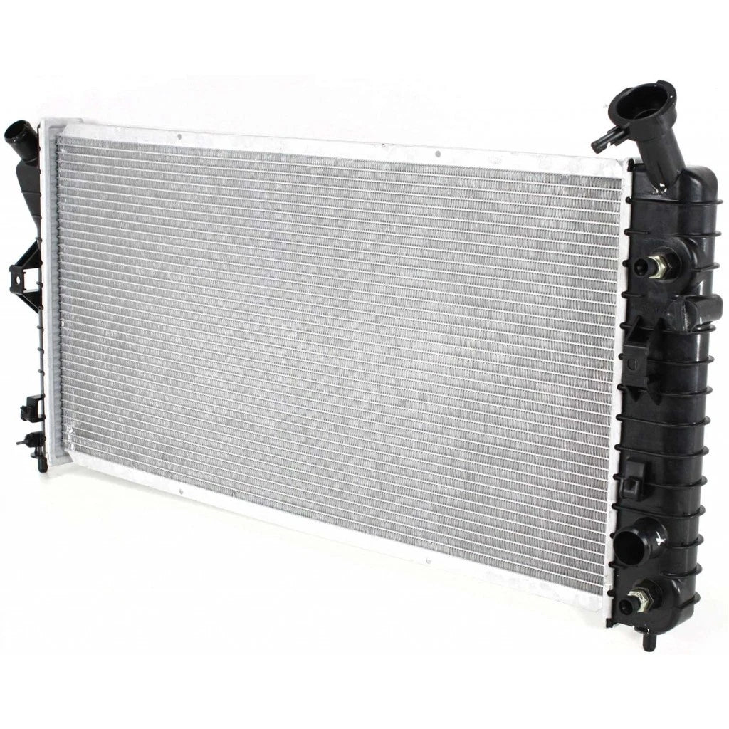 Radiator for Buick Regal (2000–2004) | GM3010428, CLX-M0-USA-P2343-CL360A71