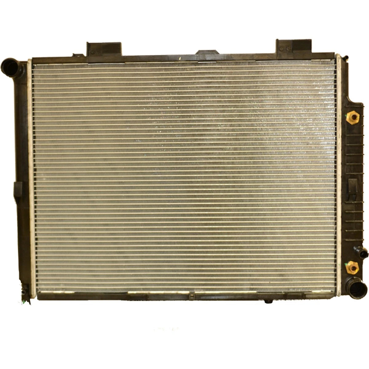 GPD Radiator for Mercedes-Benz E320 (1998–2002) 2290C, 2612, CU2290, 2290
