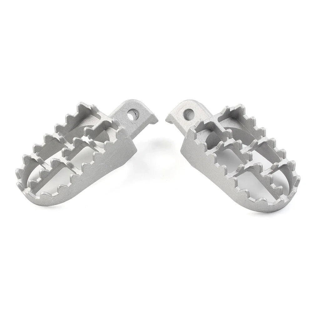 Universal Motorcycle Wide Foot Pegs for Bike Racing Silver