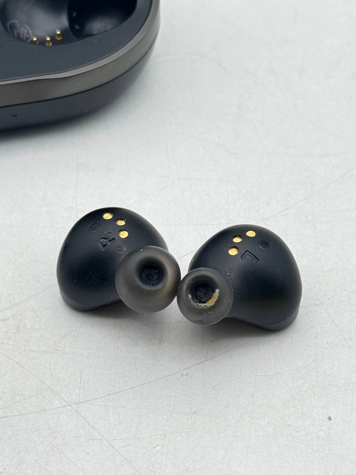 SteelSeries Arctis GameBuds True Wireless Earbuds for PlayStation (2023)