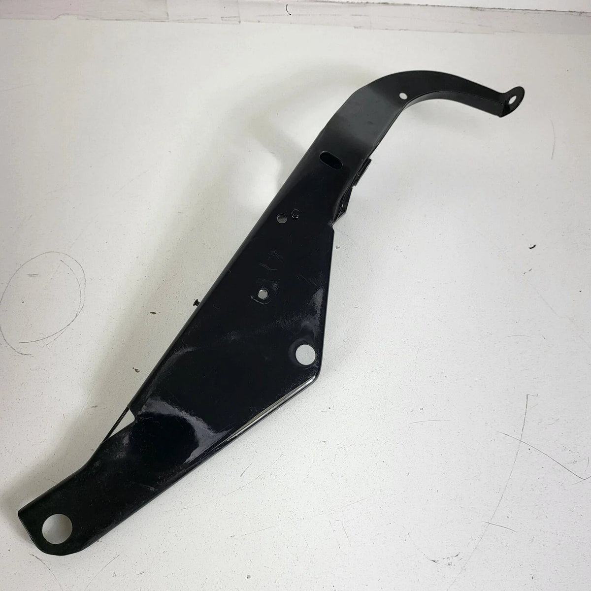 Left Front Fairing Support for Harley Touring (1996–2013) 58478-96A