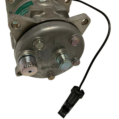 Sanden 5077 Compressor for Takeuchi Excavators (1911506010, 2005077)