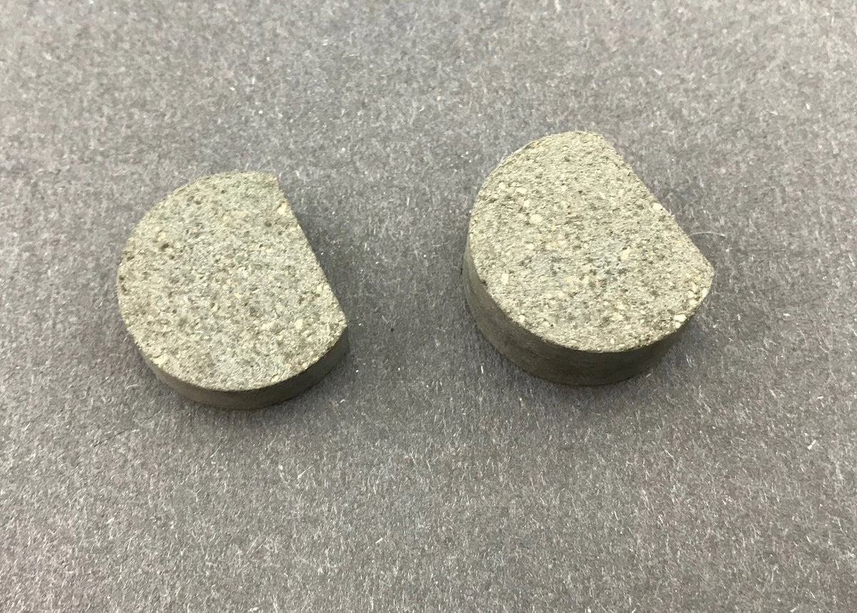 2X Mechanical Disc Brake Replacement Pucks for RC490