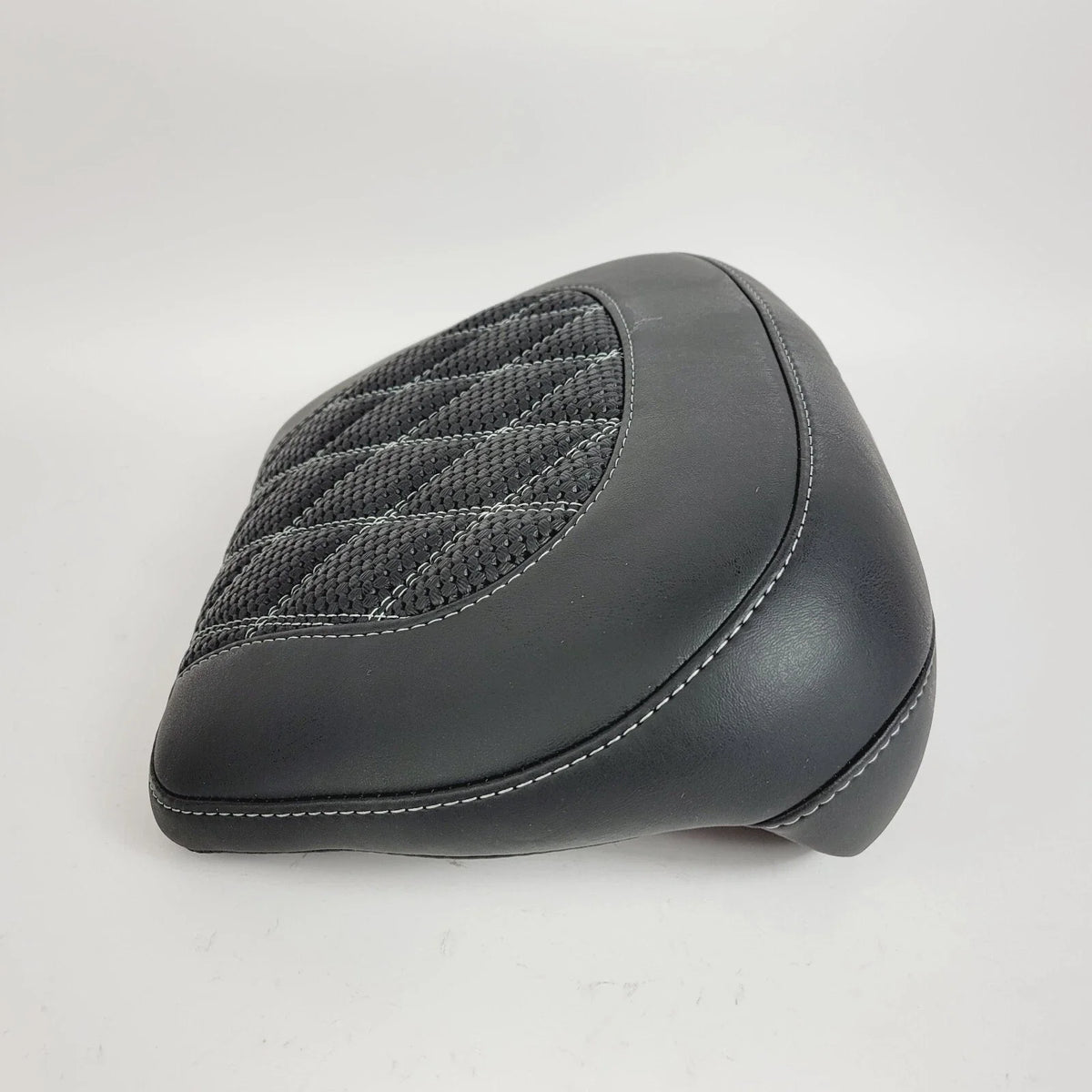 Passenger Pad for Harley Chopped Tour-Pak FLH/T (2014–2023)