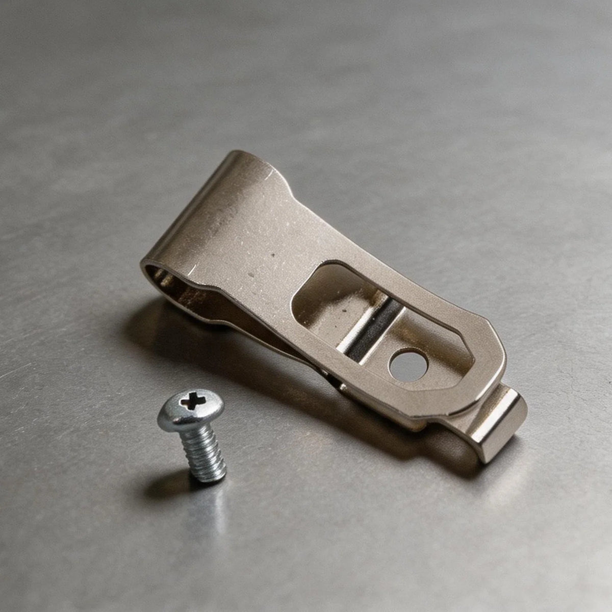 Belt Clip Hook for Drill Drivers and Wrenches (256220, 256320, 345020)
