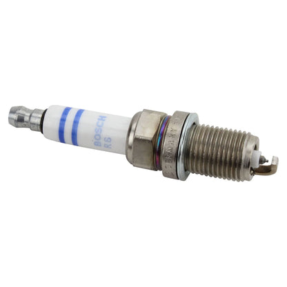 Set of 4 Spark Plugs for Audi A4 A6 TT Quattro VW Golf Jetta Passat GTI (Bosch FR6KPP332S)