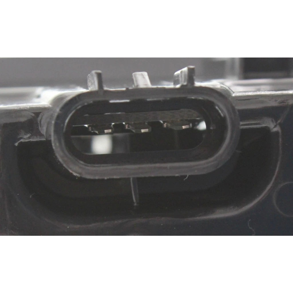 Daytime Running Light Pair for Chevy Impala (2016–2020) PLX-M0-335-1615L-AS-CL360A55, GM2562102, GM2563102