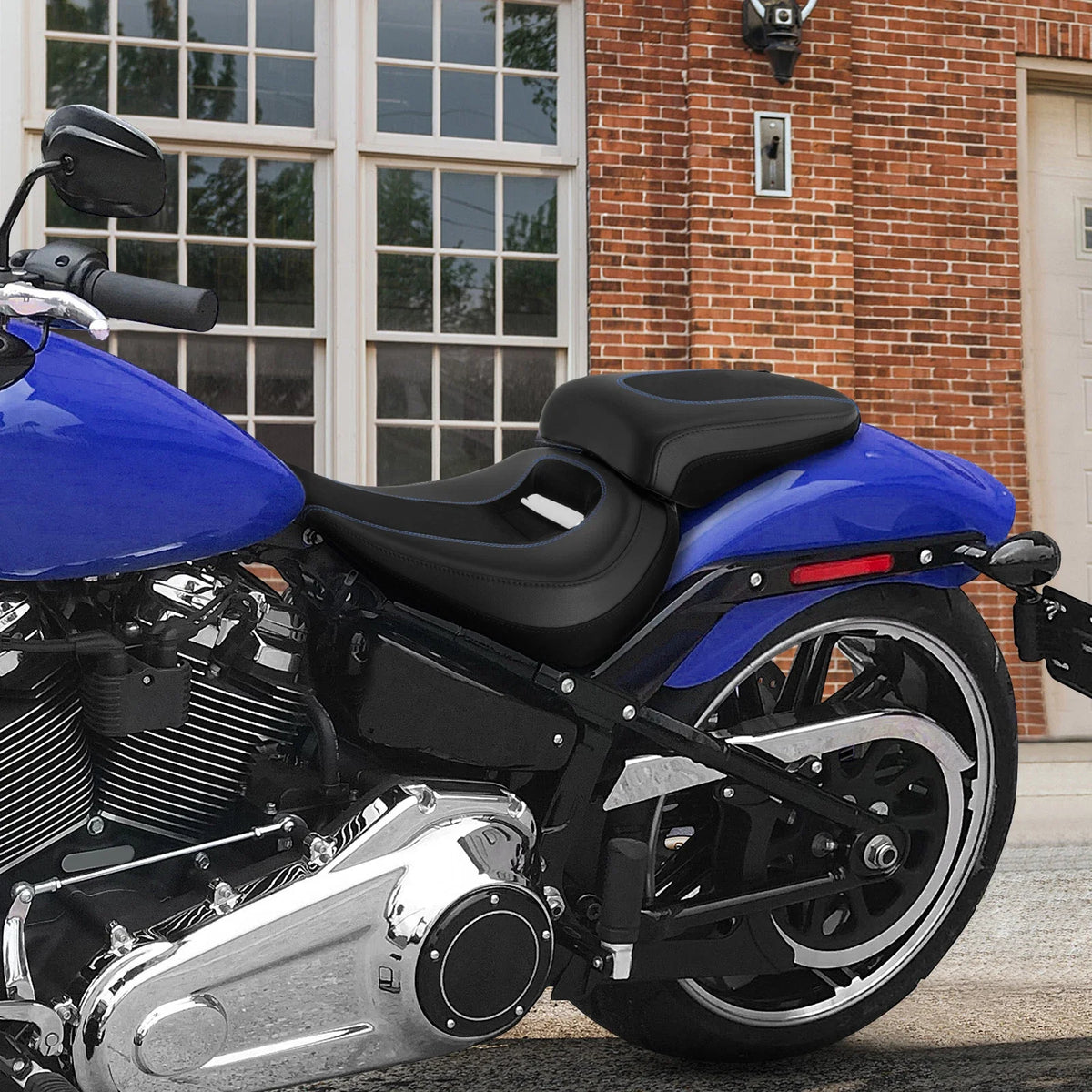 Rider & Passenger Seats for Harley Breakout FXBR FXBRS (2018–2023) Black