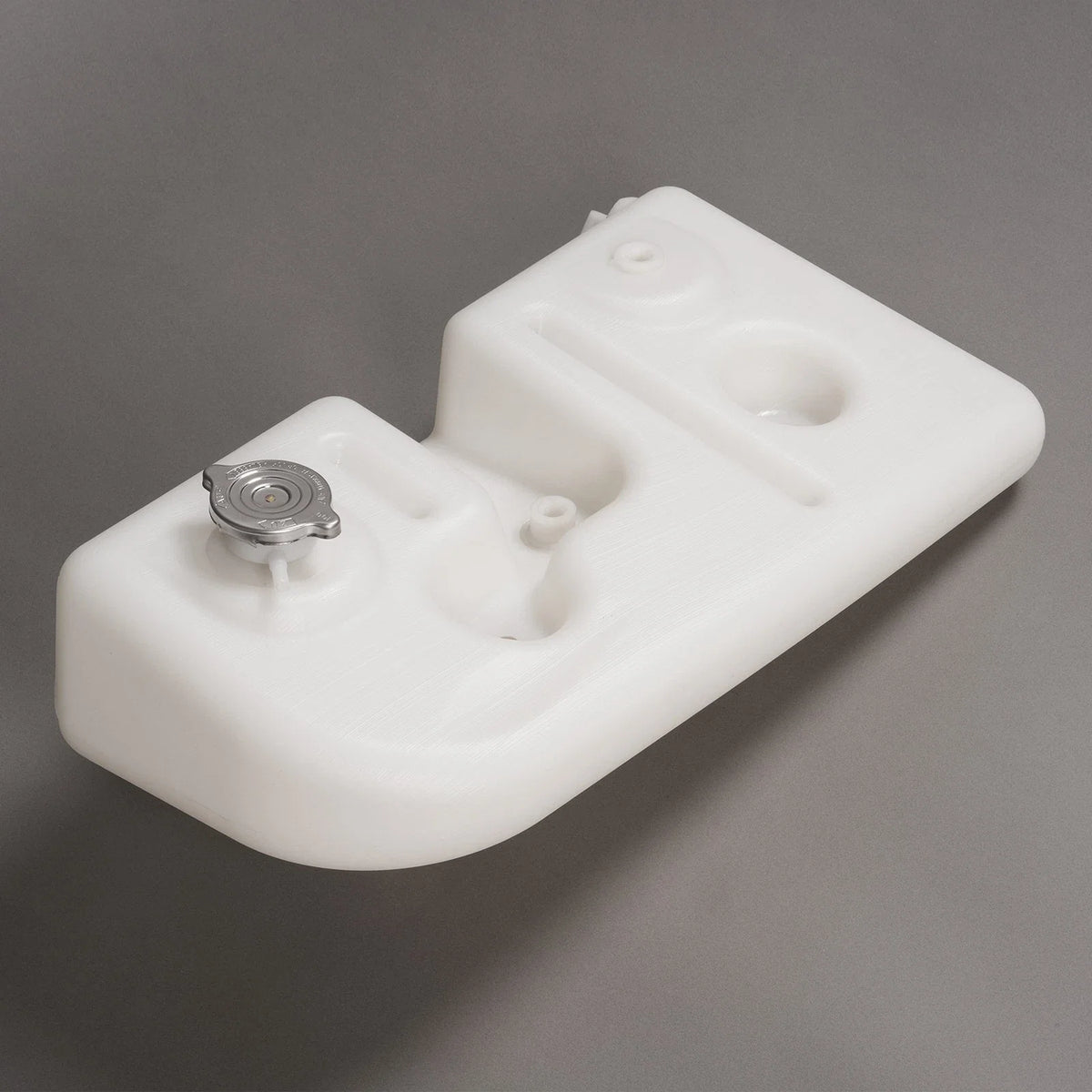 Coolant Reservoir Tank for Sterling Truck A/AT/L/LT Series (1999–2004)