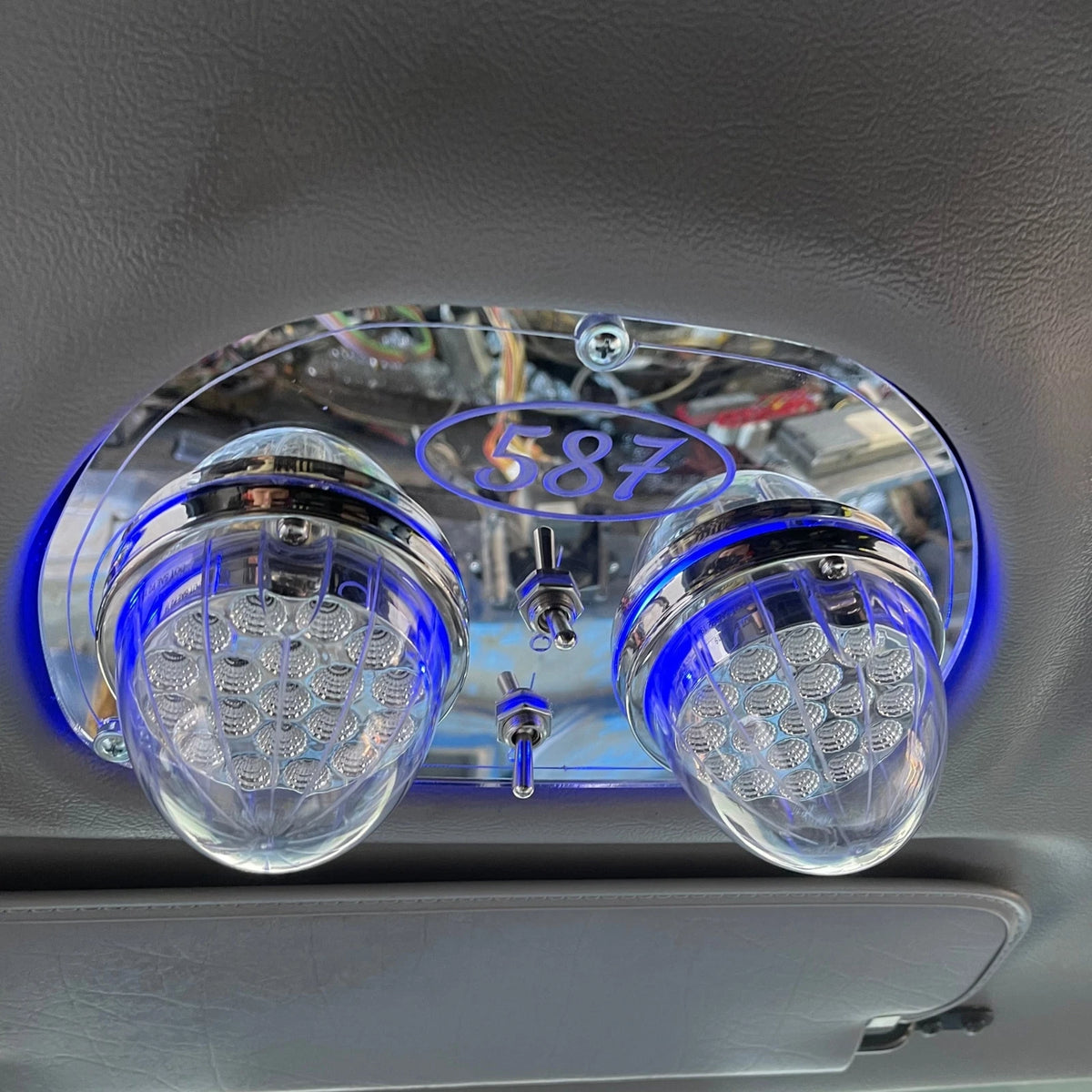 Blue LED Center Dash Roof Lights for Peterbilt 387 (69762547400590)