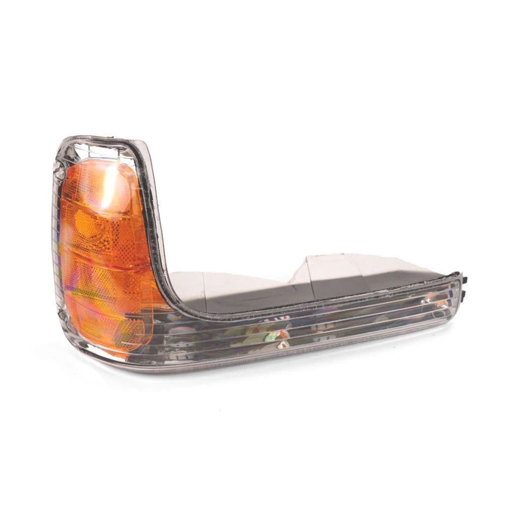 Passenger Side Turn Signal/Parking Light for Cadillac Escalade (1999–2000) MLX-SHE671-120R-CL360A50, GM2521183