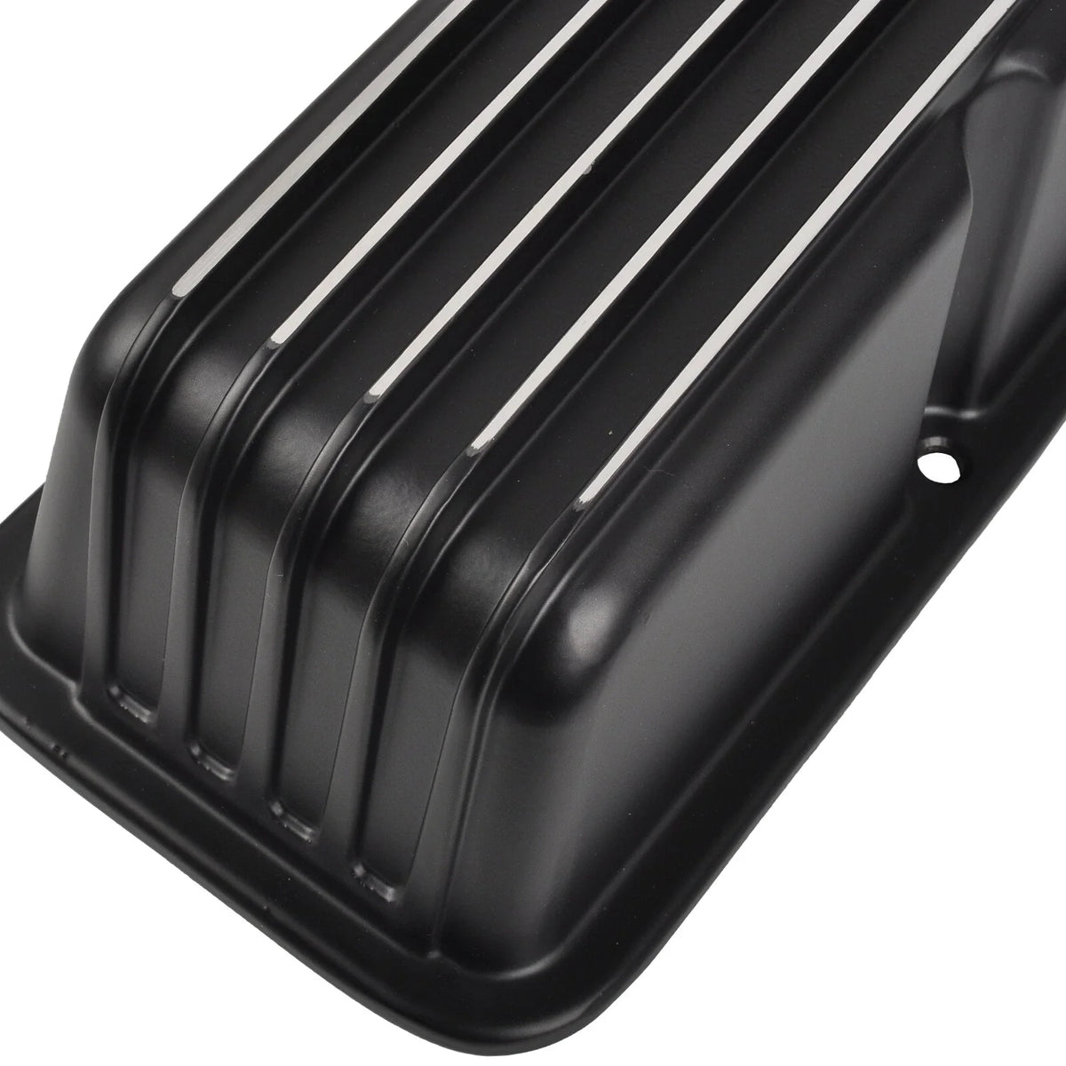 Black Finned Aluminum Tall Valve Covers for Chevy Small Block 327 350 400 (1958–1986)
