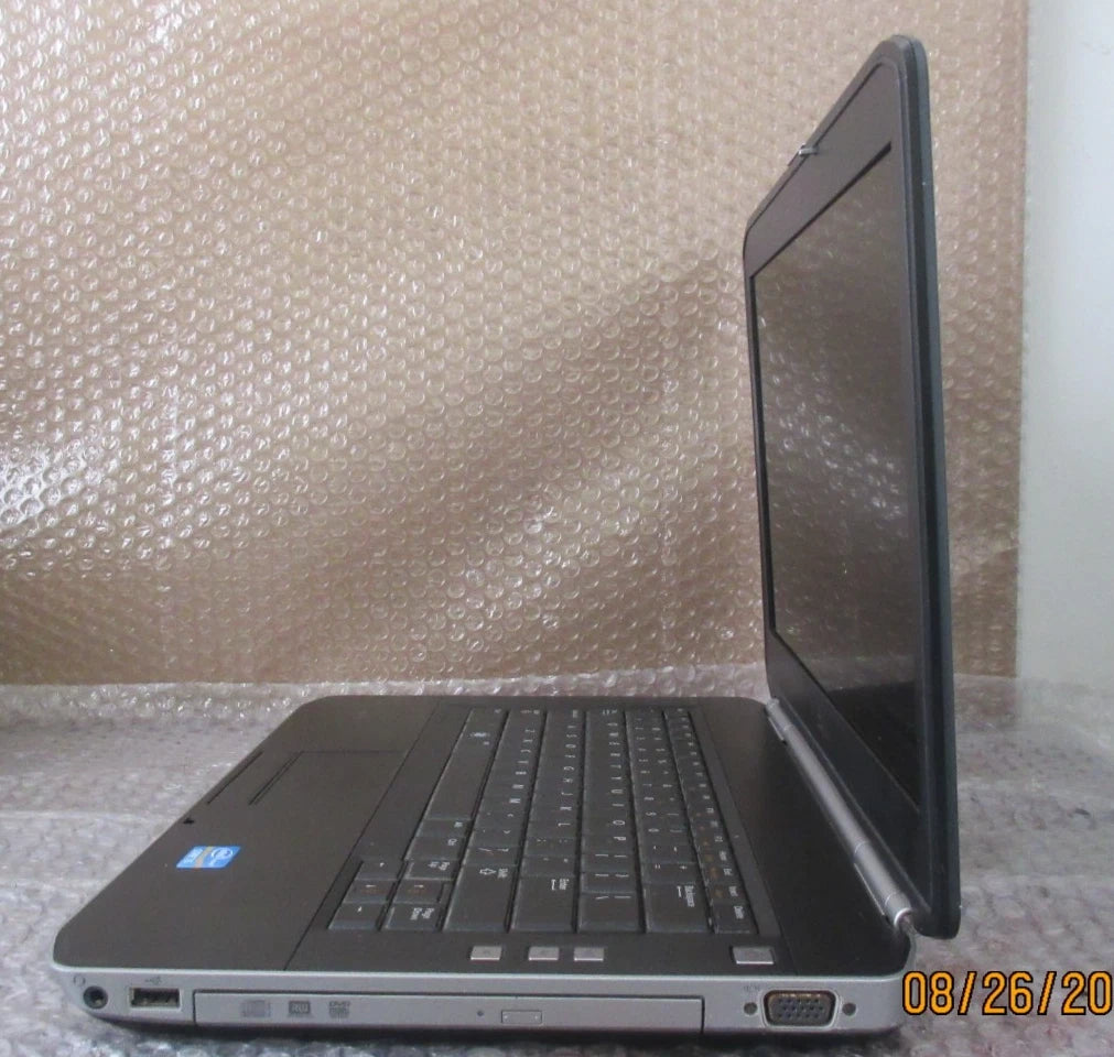 Dell Latitude E5520 Laptop i3-2330 2.5GHz 2GB (No Battery, No HDD, No OS)