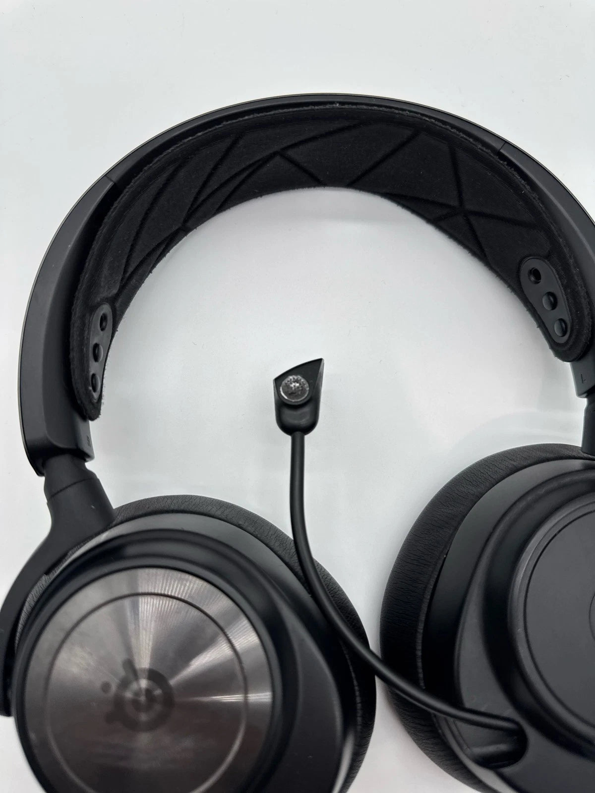 2X SteelSeries Arctis Nova Pro Wireless Headset for Xbox (Multi-System)