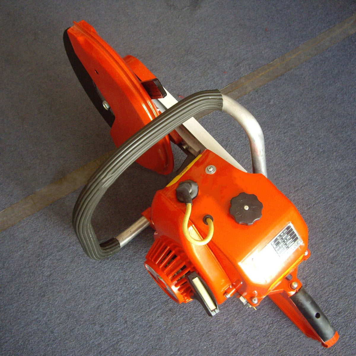 Concrete Cut Off Saw for Demolition (2-Stroke Gas)
