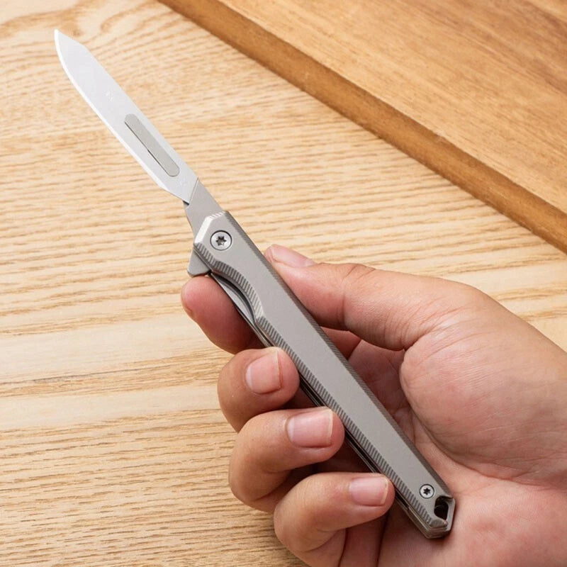 Folding Utility Knife with #60 Scalpel Blades