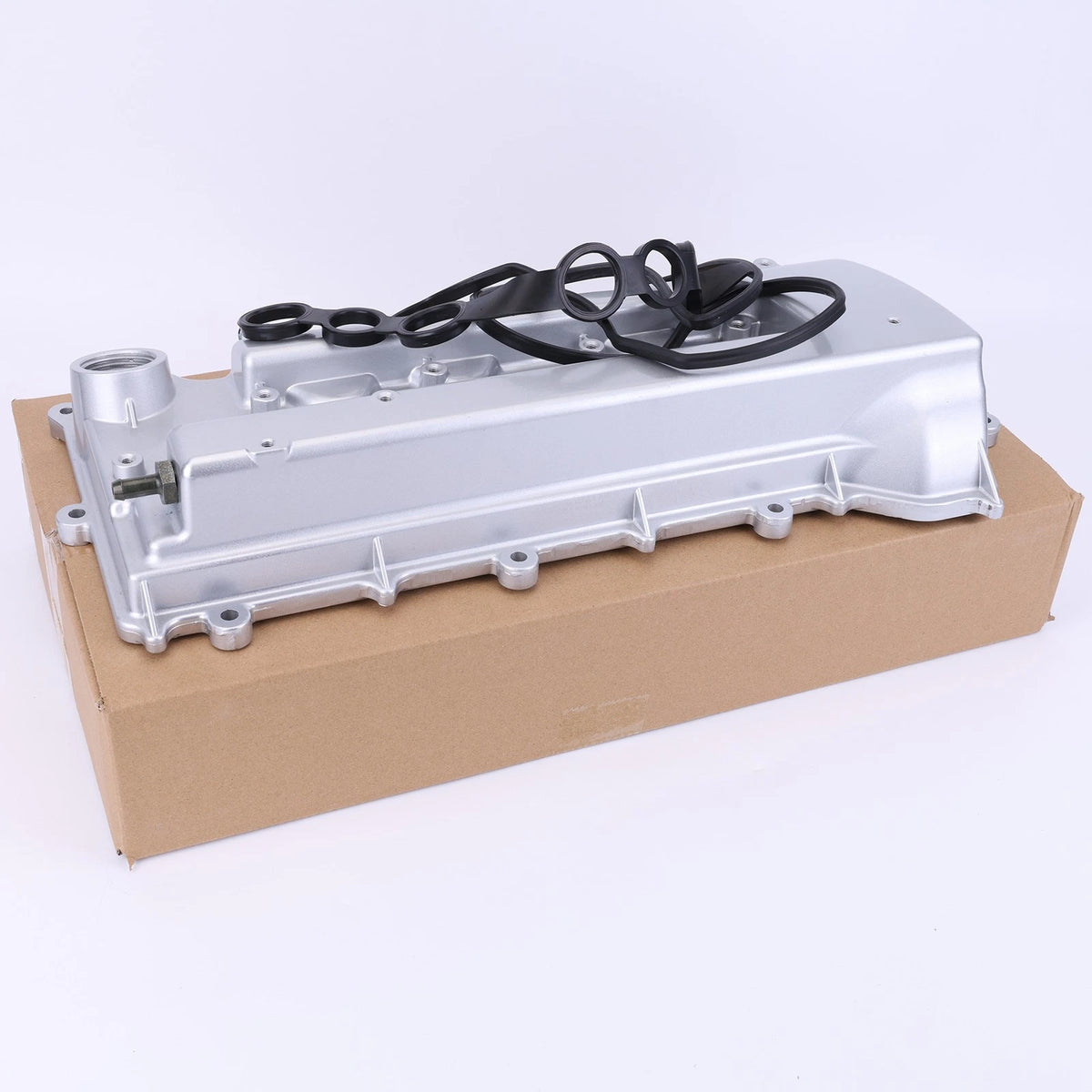 Engine Valve Cover with Gasket for Toyota Corolla/Celica/Matrix (2000–2008) 004-449ALU, 1120122060