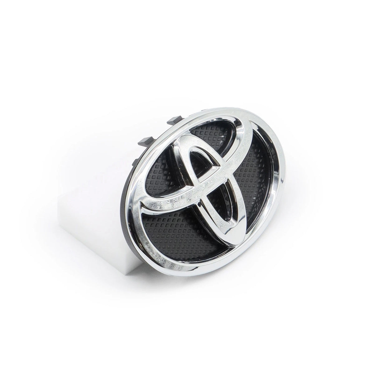 Front Grille Emblem for Yaris Sedan (2007–2014) 75301-52080