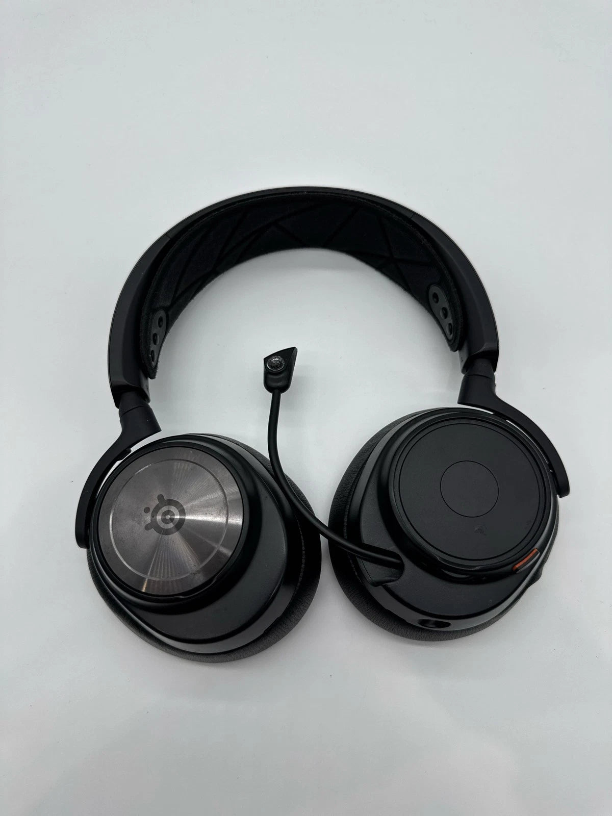 2X SteelSeries Arctis Nova Pro Wireless Headset for Xbox (Multi-System)