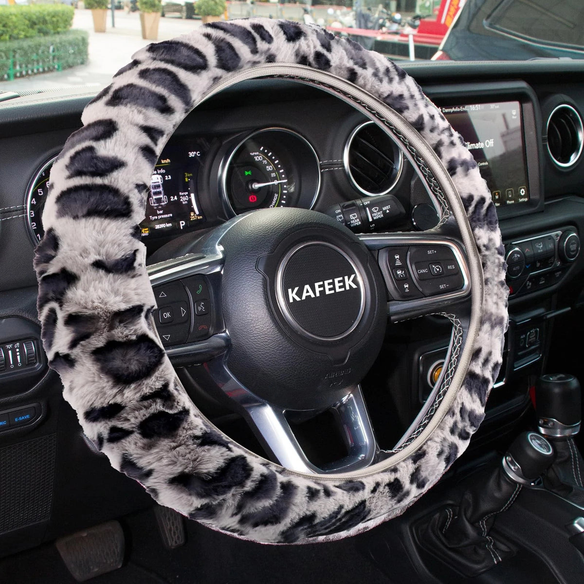 15-Inch Microfiber Plush Steering Wheel Cover for Universal Fit