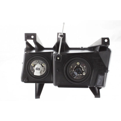 Passenger Side Headlight for Chevy Colorado (2004–2012) CLX-M0-USA-C100121Q-CL360A70, GM2503234
