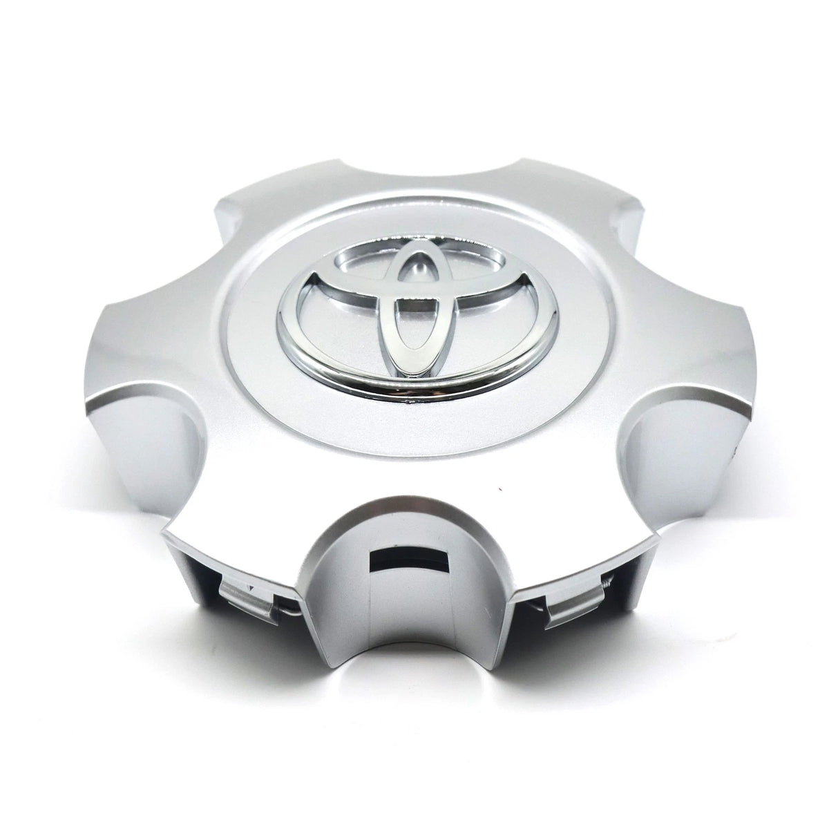 Center Hub Cap for Sequoia Tundra (2003–2007) 17" Silver 560-69440