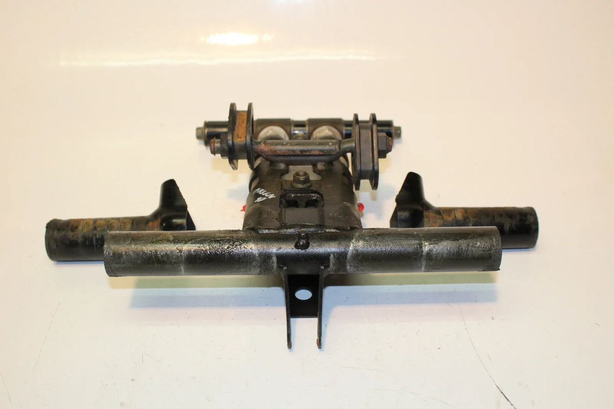 Rear Back Suspension Pivot Arm for Yamaha Venture MTX 1000 (2000–2009) 8ET-47332-01-00