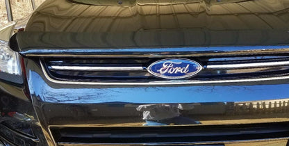 Tape-On BugFlector Hood Protector for Ford Escape (2013–2016) 2815421