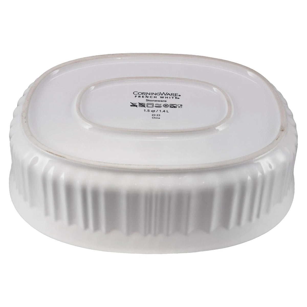 CorningWare FS12 1.5qt Oval Ceramic Casserole for French White (No Years)