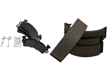 Brake Pad and Shoe Kit for GMC R2500 Suburban (1987–1991) 18928FFHC