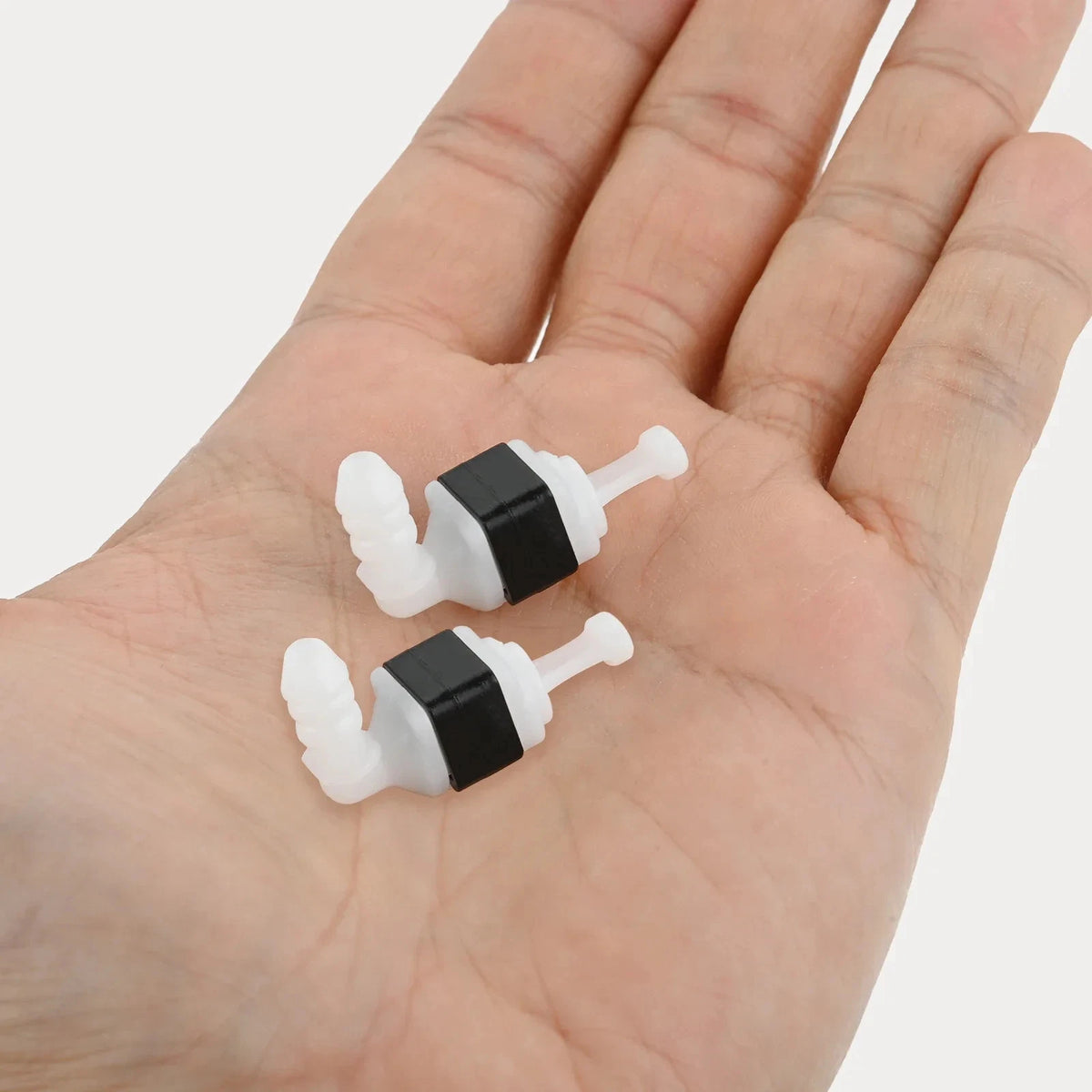 2X Windscreen Washer Wiper Nozzle Clips for Skoda Citigo (2012–2020)