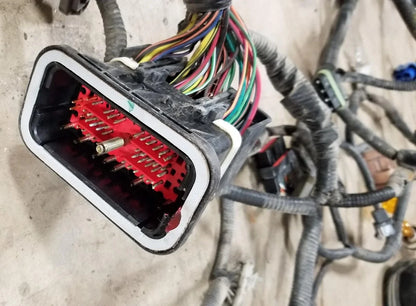 Engine Bay Harness with Fuse Box for Ford Thunderbird Cougar (1996–1997)
