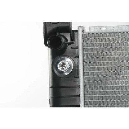 Radiator for Chevy Suburban, Yukon, Silverado 1500 (2001–2013) 21653