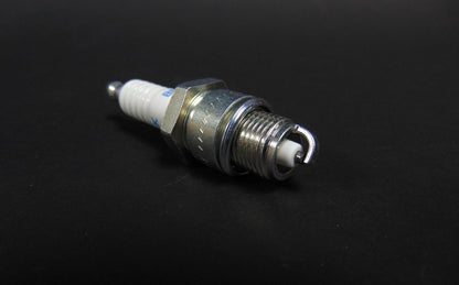 2X NGK Spark Plug BPR6HS for Snowmobile (Read Listing)