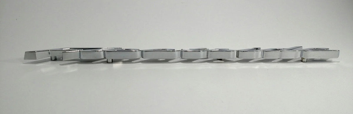 Chrome Fleetside Emblems and Hardware for 1958–1959 Chevy Truck Bed Script