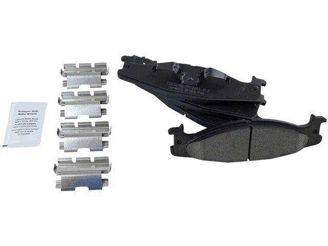 Brake Pad Set Front for Ford E150 Econoline (1994–2002) 74933GWMP