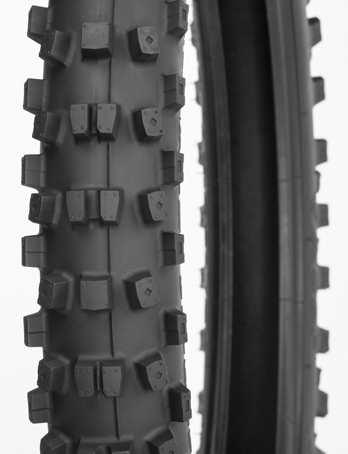 IRC VX30 Tire 90/90-21 for Kawasaki KL250 (T10555)