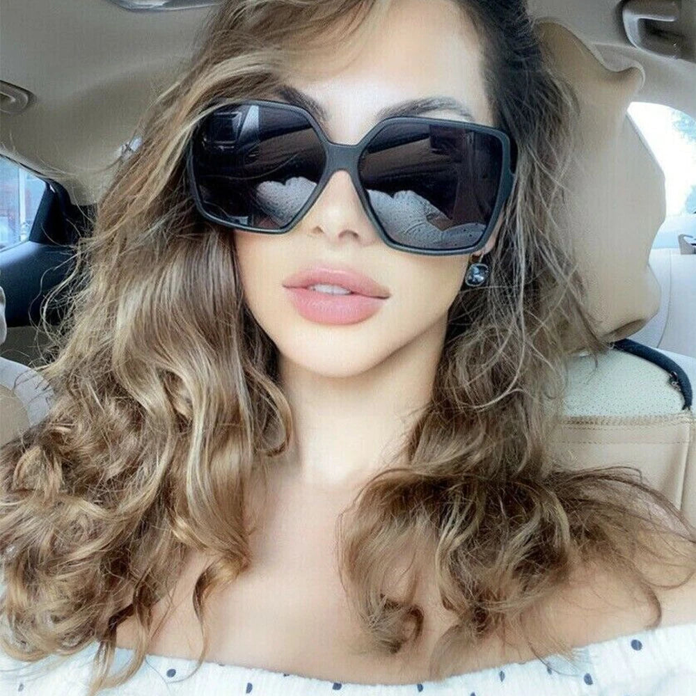 Oversized Flat Top Sunglasses for Women - Fashion Sunnies with Case