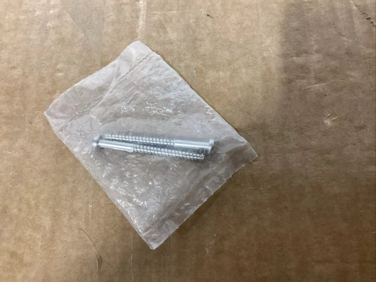 Hubbell CS6365C Locking Male Plug Twist-Lock 125/250V for Electrical Use