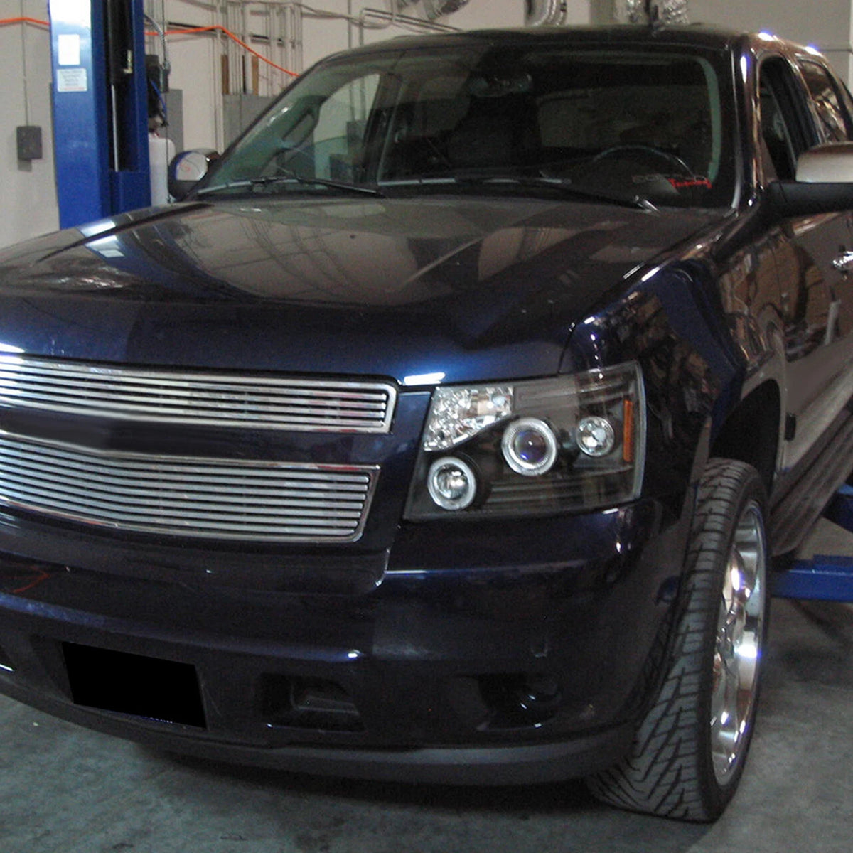 LED Halo Blue Projector Headlights for Tahoe Avalanche Suburban (2007–2014) NTR2147B