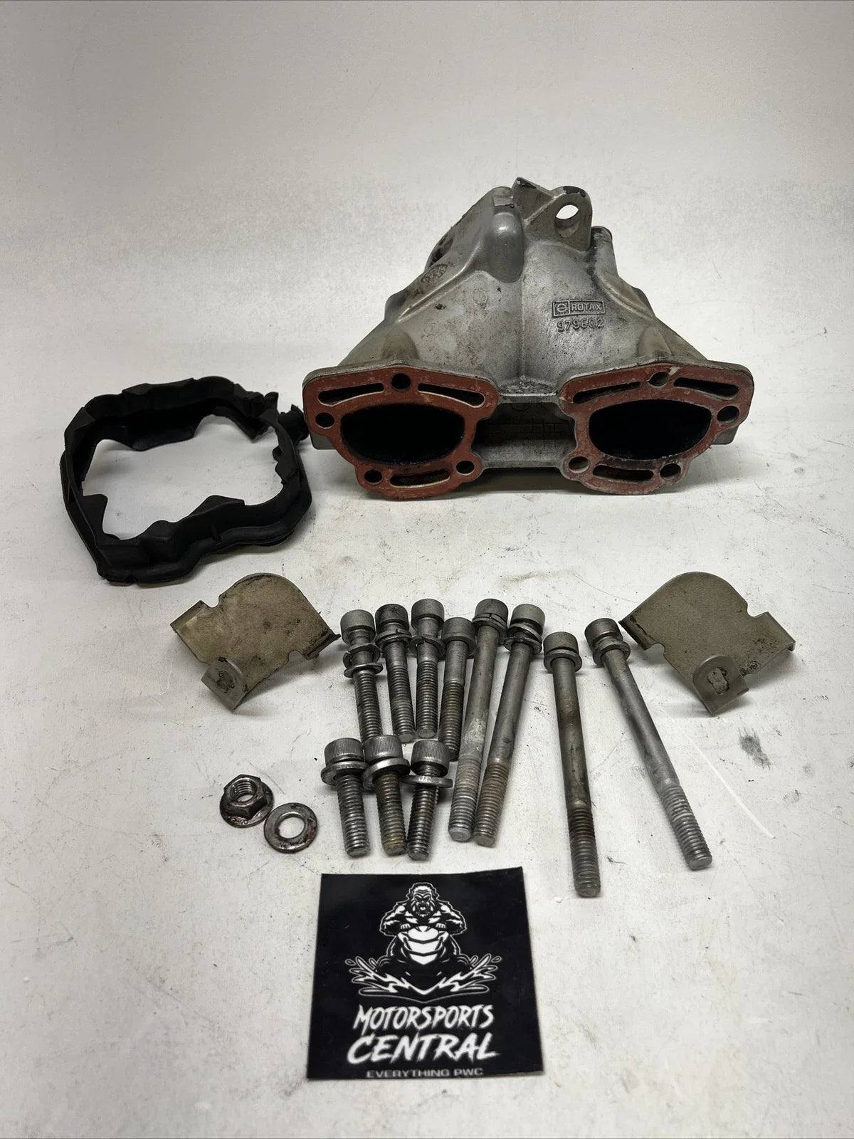 Exhaust Manifold Assembly for Seadoo GSX XP (1998–2000) 290979604