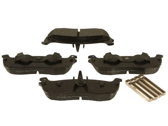 Brake Pad Set Rear for Lincoln Navigator (1998–2002) 87533RGWG
