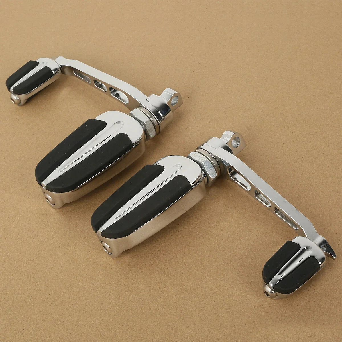 Chrome Slipstream Foot Pegs & Heel Rest for Harley Dyna Softail Sportster
