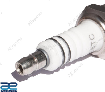 Spark Plug for Yamaha RX100 RX125 RS100 RS125 RXG 135 RX135 (1985–1996)