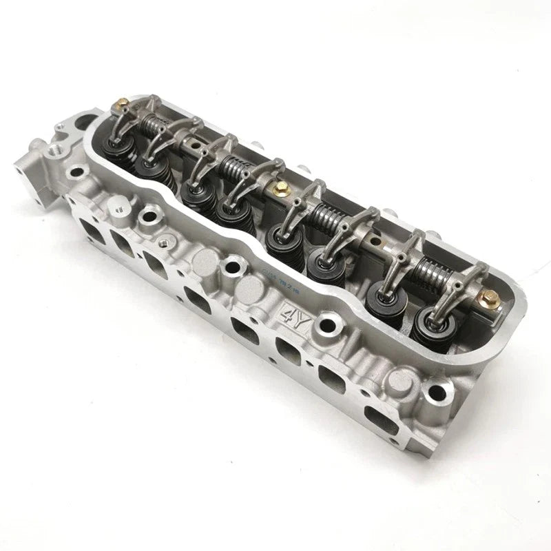 4Y Cylinder Head W/Valves for Toyota Forklift 2TG20 2TG25 6FG 7FG 8FG (–)