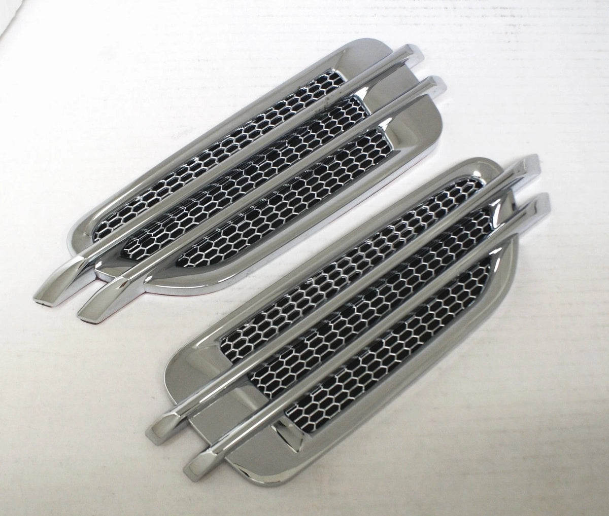 Set of 2 Chrome ABS Stick On Side Air Vents for GMC Yukon Tahoe (EAV043)