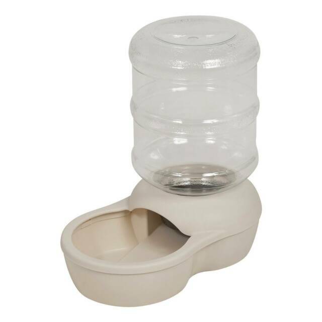 Petmate Le Bistro Pet Waterer for Dogs and Cats (0.5 Gallon)