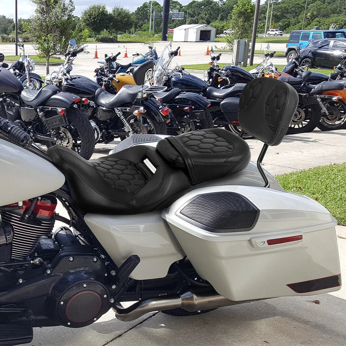 Driver Passenger Seat with Sissy Bar Backrest for Harley Electra Road Glide (2009–2023)