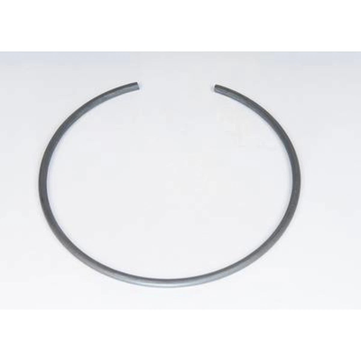 Retaining Ring for Chevy Express Van, Savana, Yukon, Suburban (1999–2014) 24232065